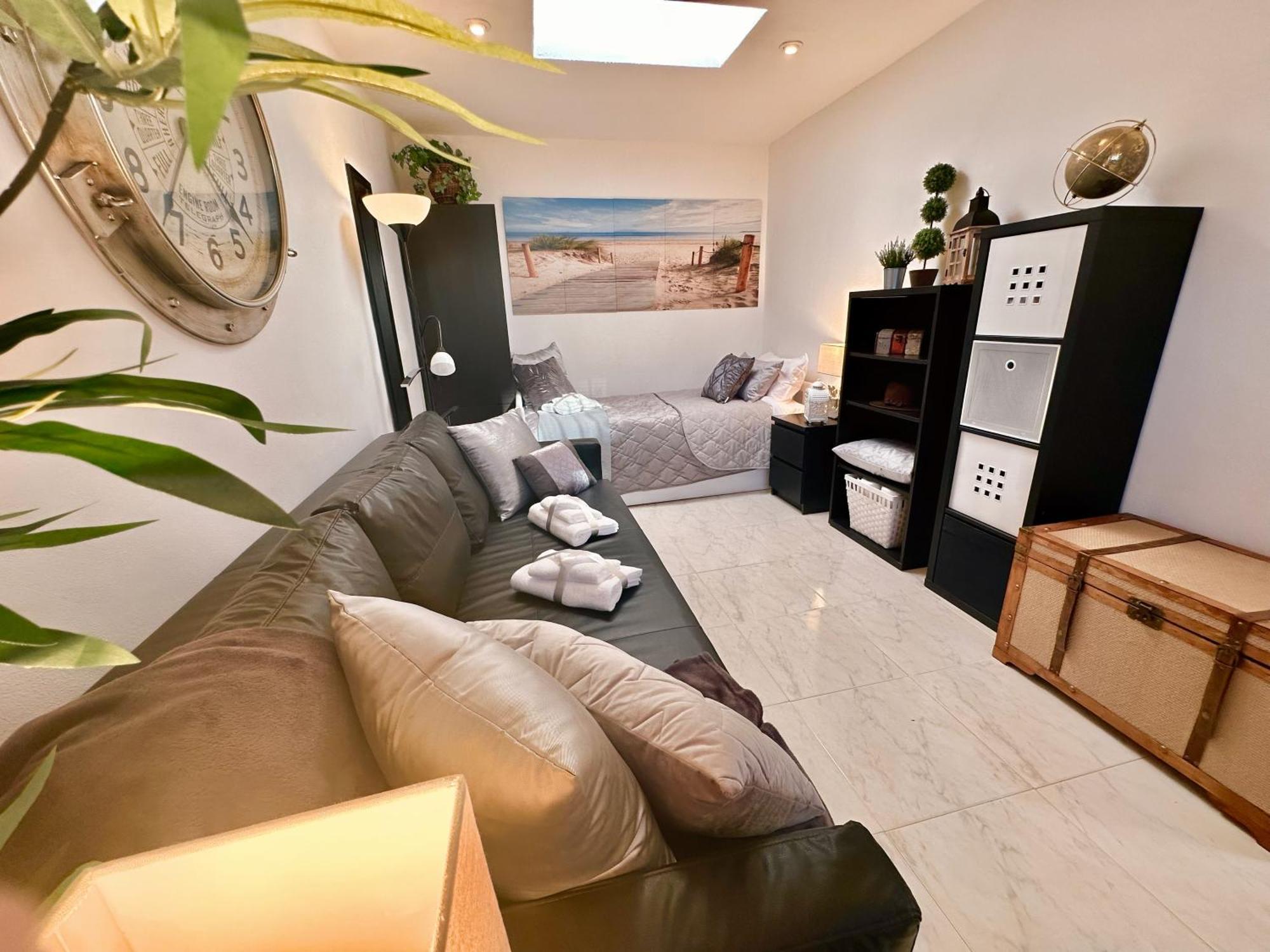 Villa Casacara Marbella Beachside Costabella -Spain Экстерьер фото
