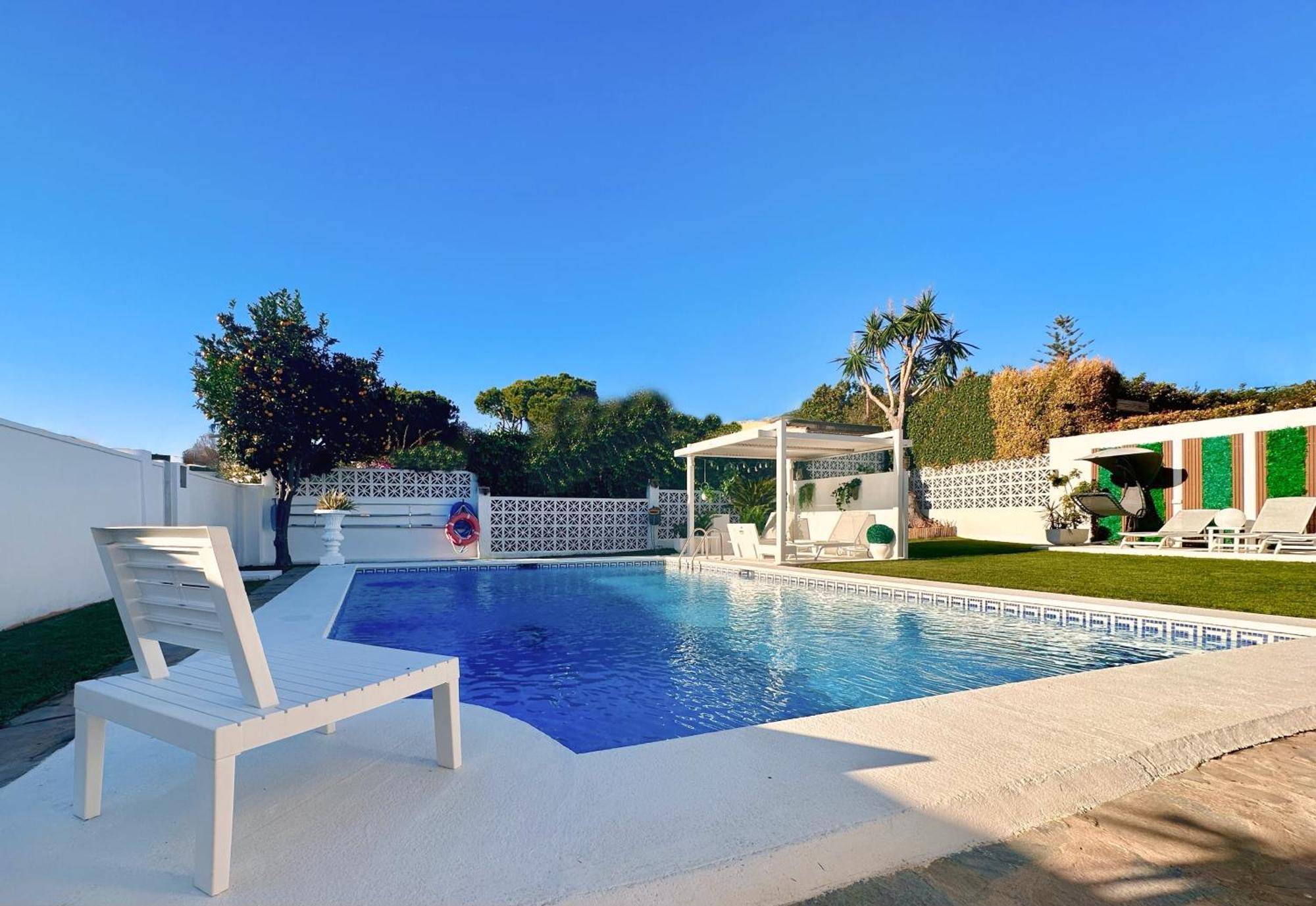 Villa Casacara Marbella Beachside Costabella -Spain Экстерьер фото