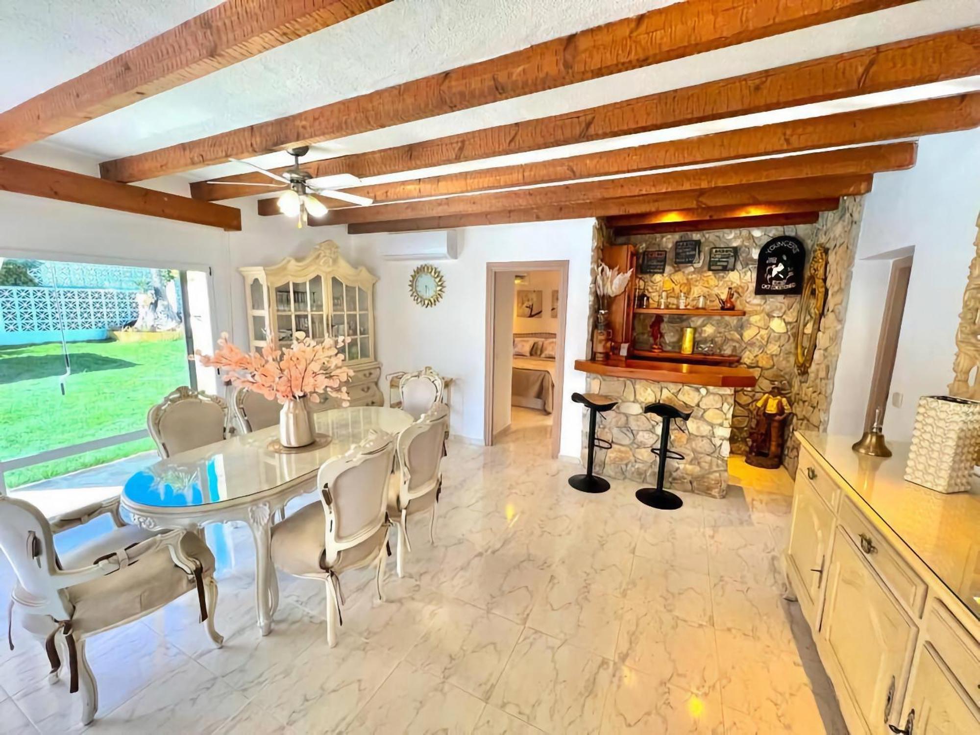 Villa Casacara Marbella Beachside Costabella -Spain Экстерьер фото