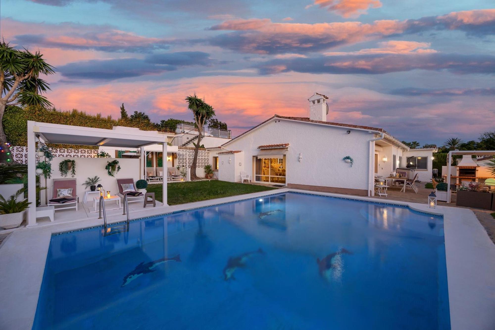 Villa Casacara Marbella Beachside Costabella -Spain Экстерьер фото