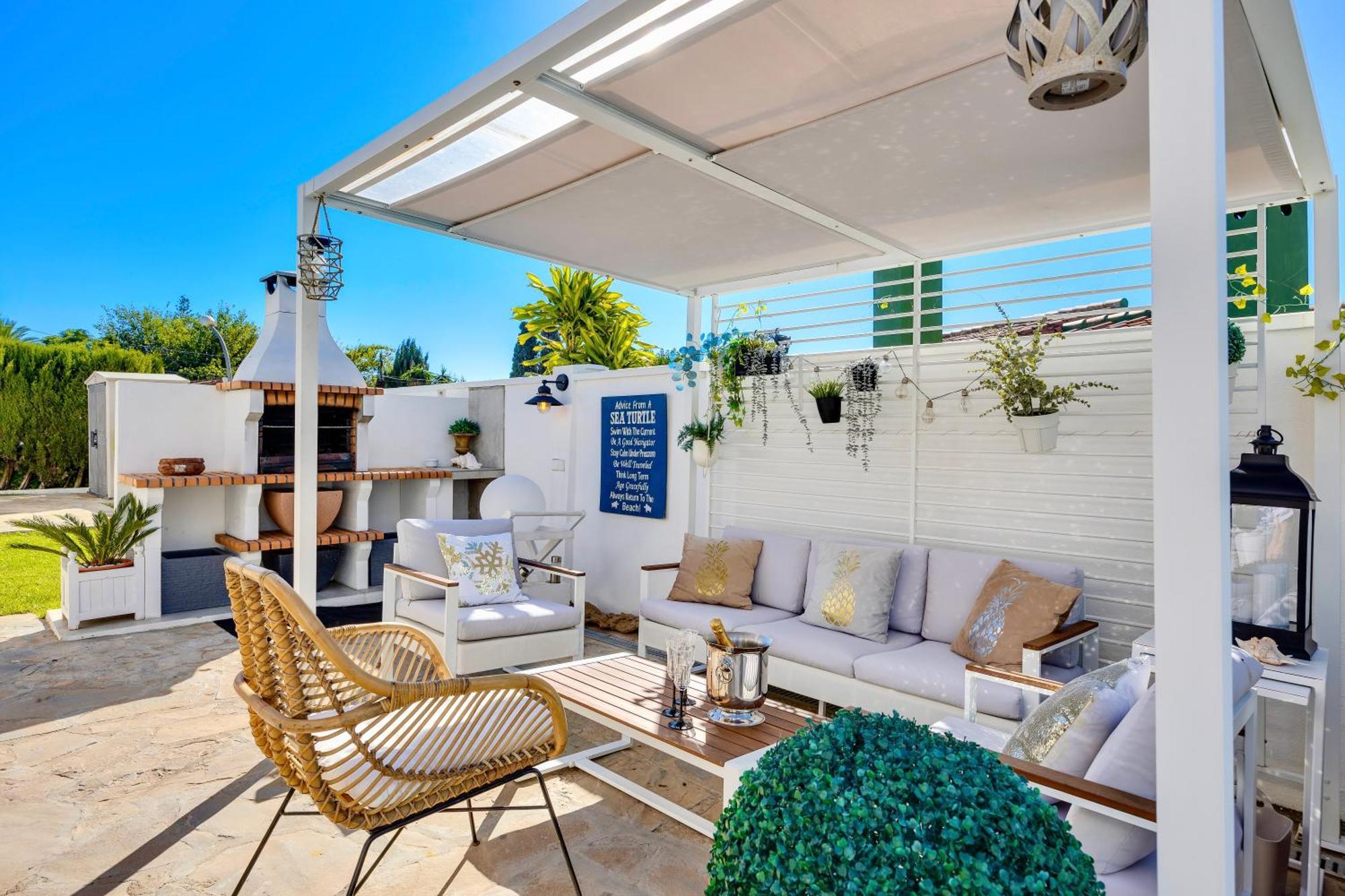 Villa Casacara Marbella Beachside Costabella -Spain Экстерьер фото