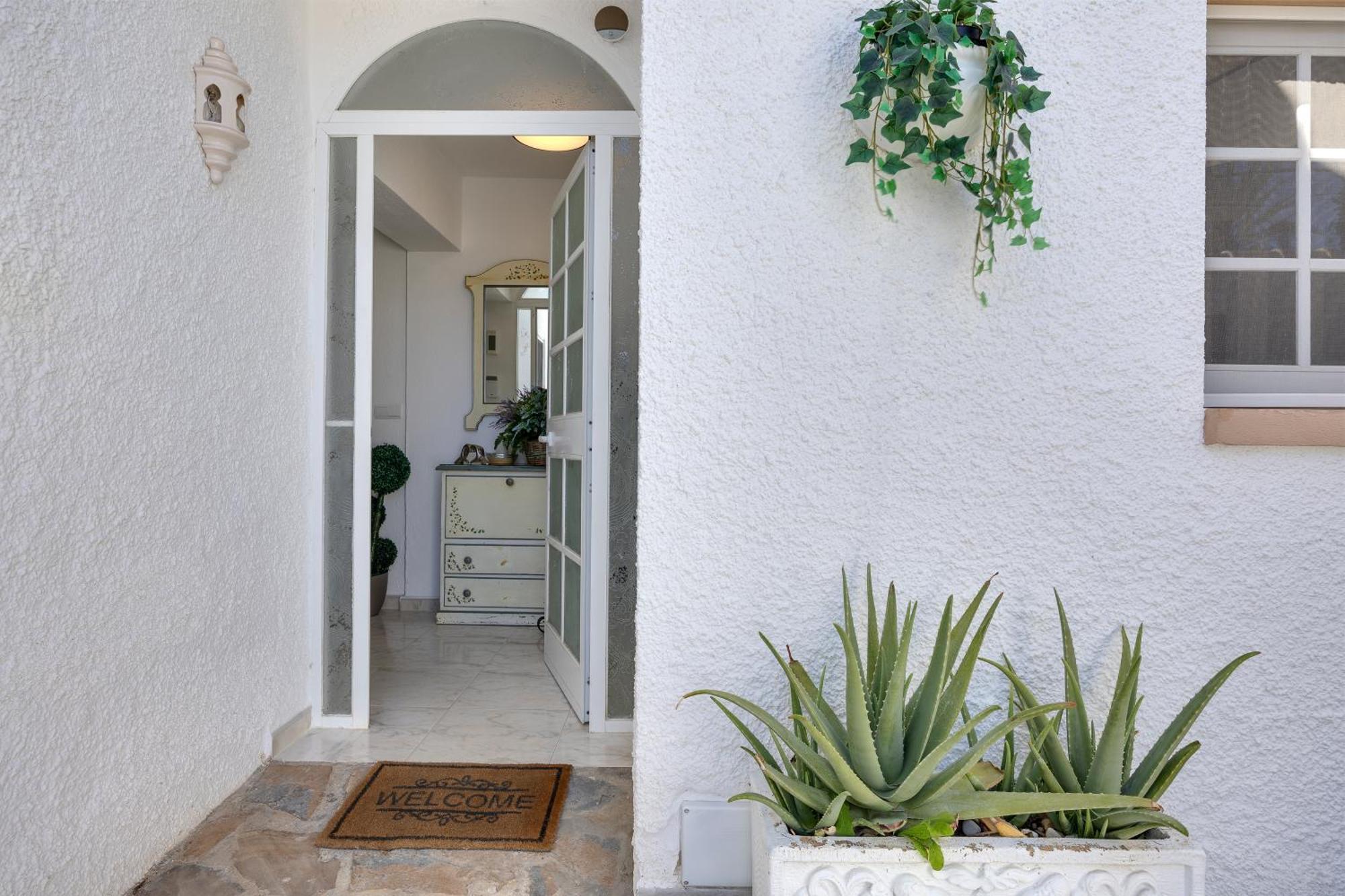 Villa Casacara Marbella Beachside Costabella -Spain Экстерьер фото