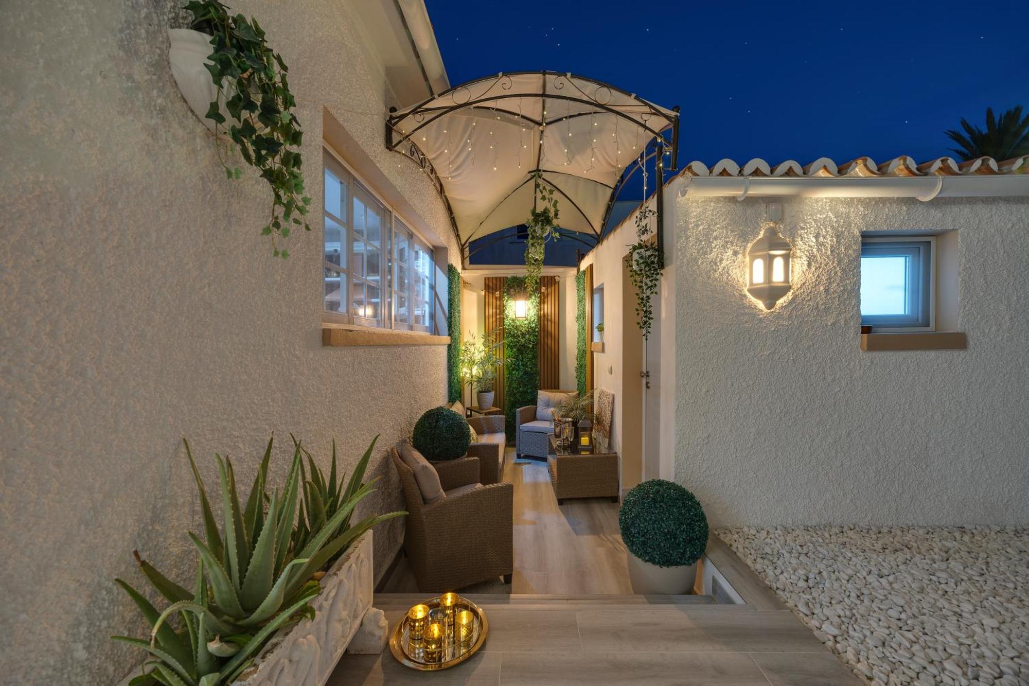 Villa Casacara Marbella Beachside Costabella -Spain Экстерьер фото