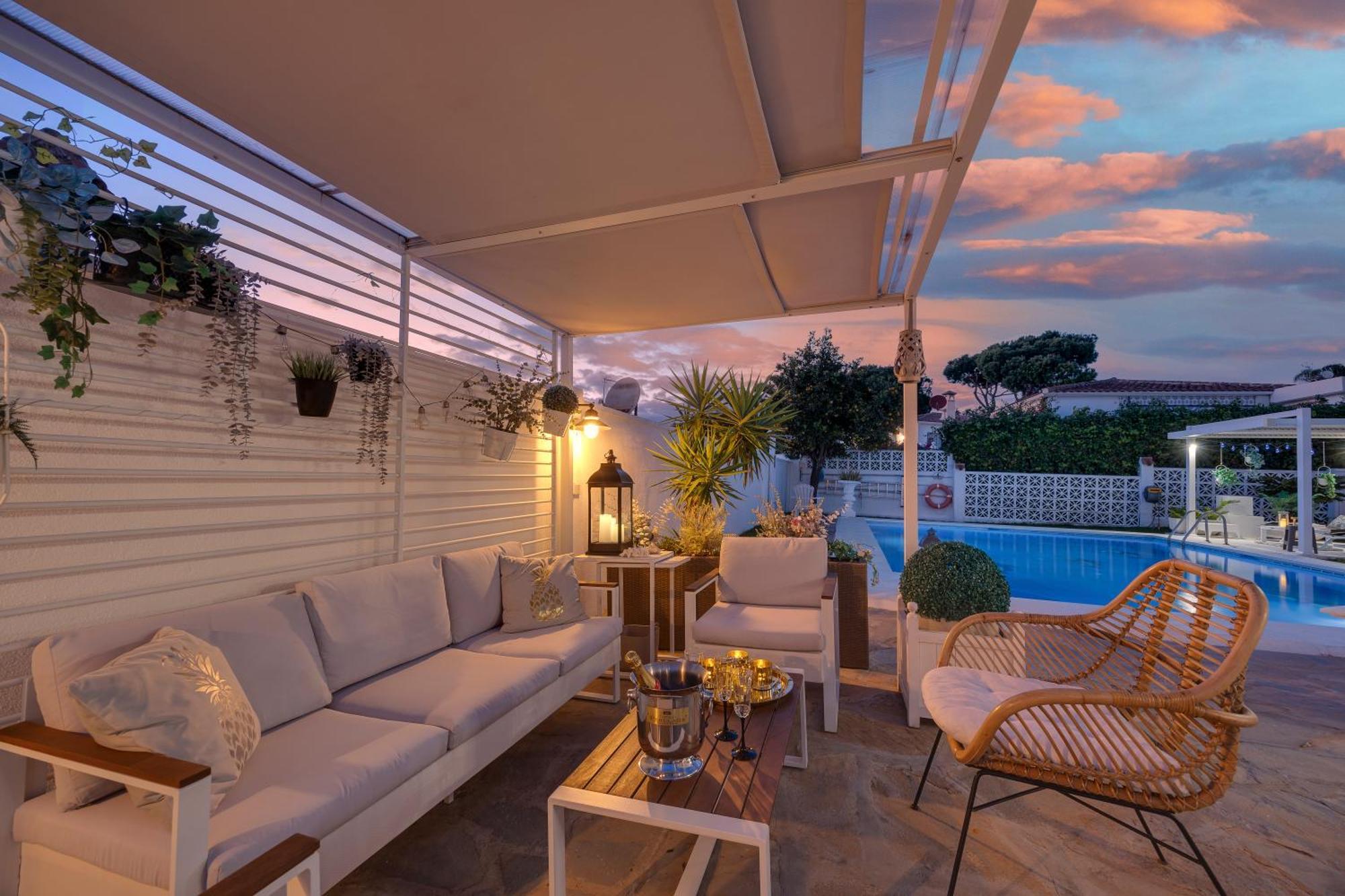 Villa Casacara Marbella Beachside Costabella -Spain Экстерьер фото