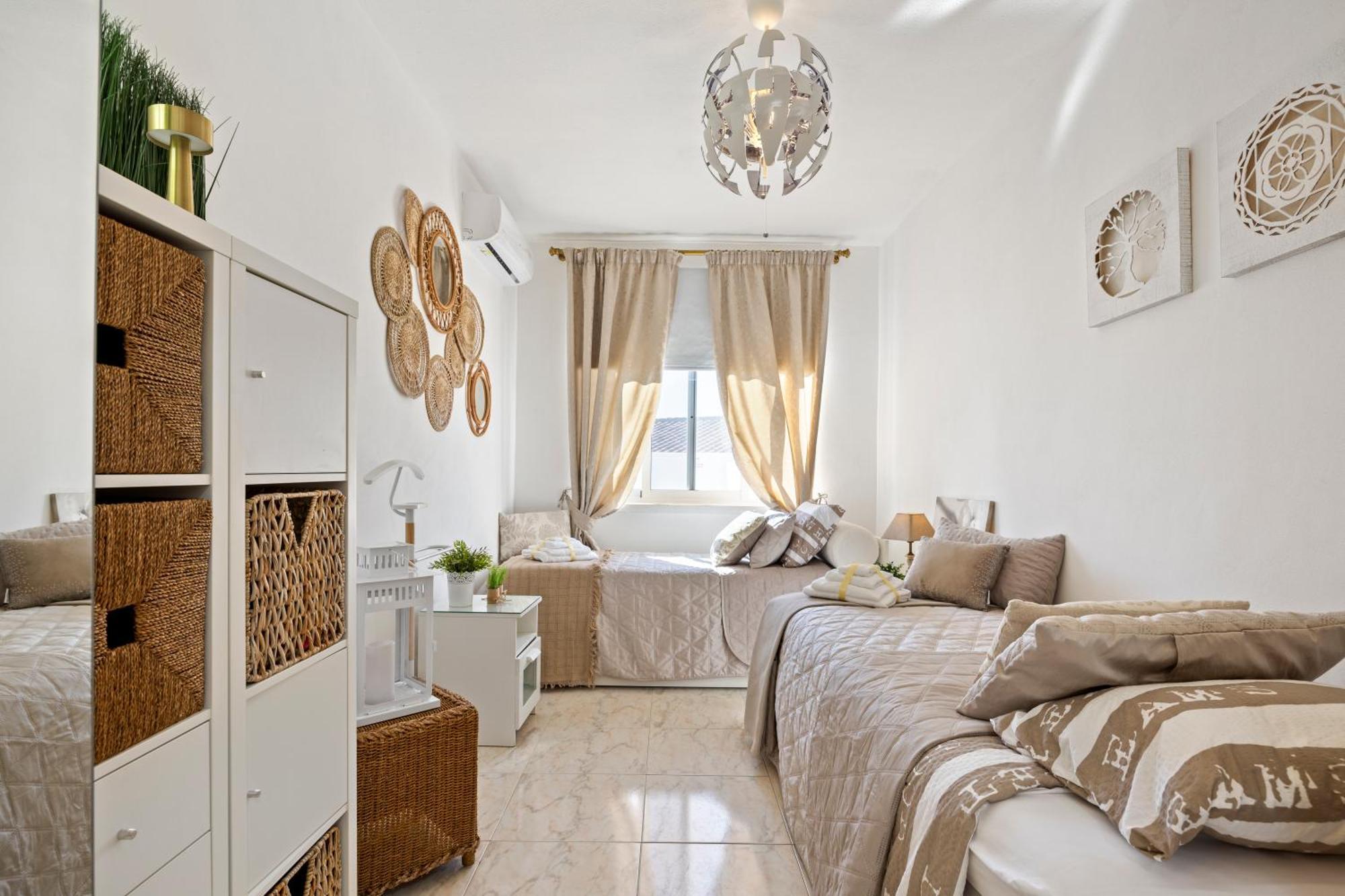 Villa Casacara Marbella Beachside Costabella -Spain Экстерьер фото